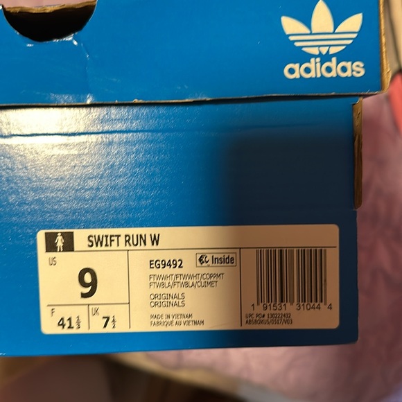 adidas swift run shoes - Picture 5 of 6